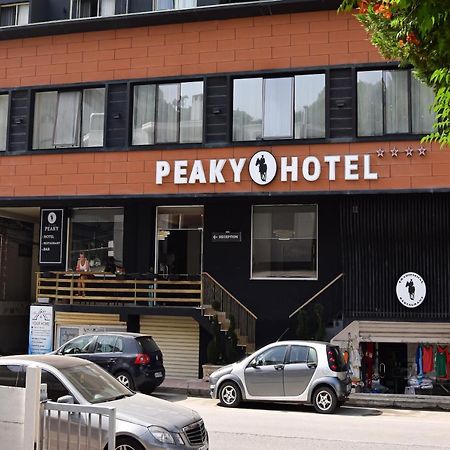 Peaky Hotel Durrës Exteriör bild
