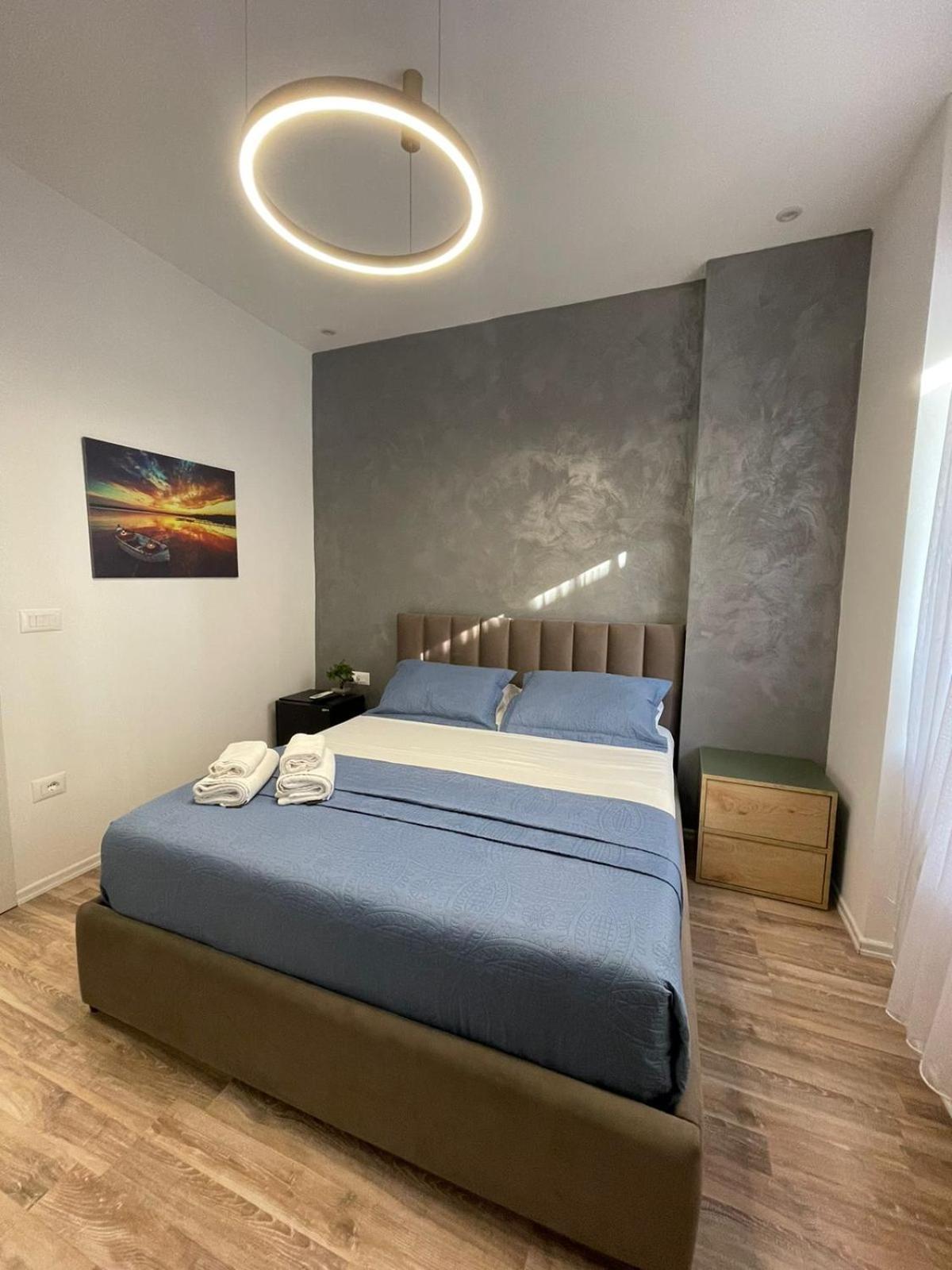 Peaky Hotel Durrës Exteriör bild